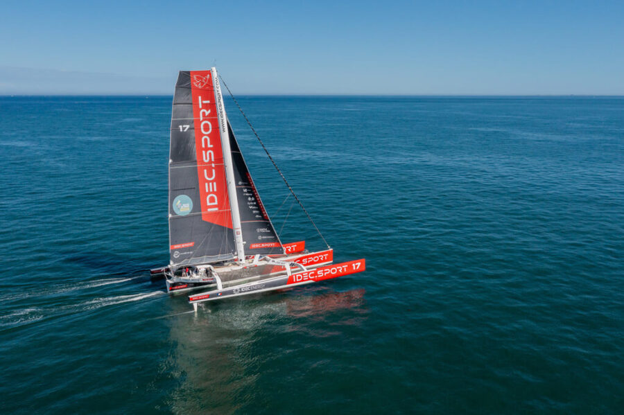 Photos Maxi-Trimaran IDEC SPORT - mai 2022