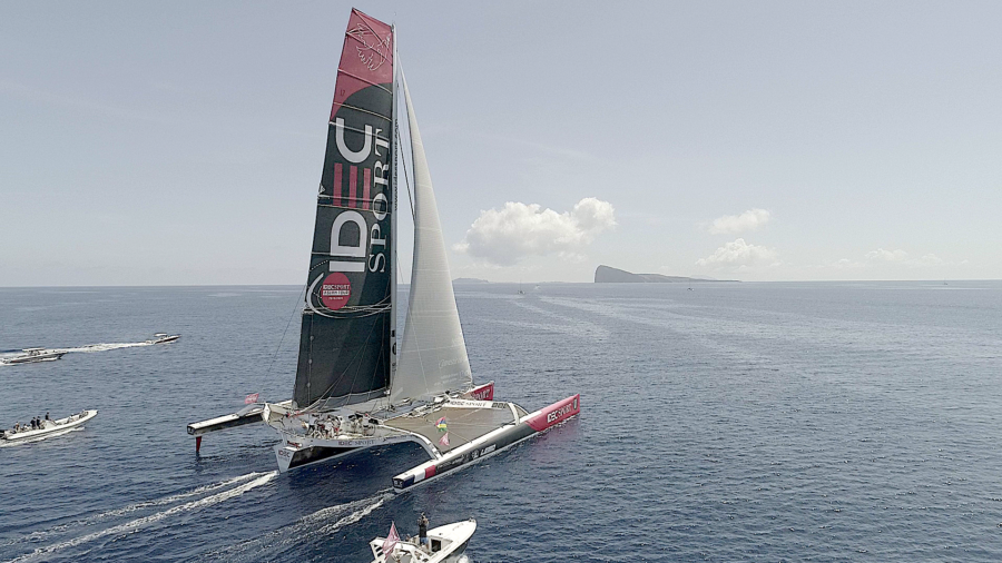 Départ Francis Joyon / IDEC SPORT - île Maurice