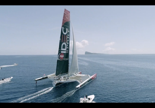 Top Départ pour Francis Joyon de l'île Maurice (image drone)